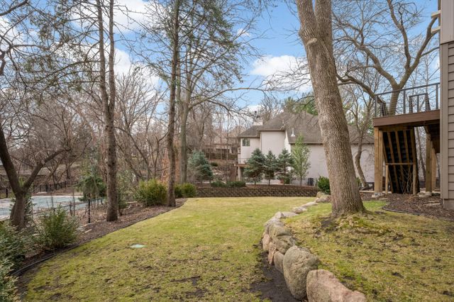 5847 Long Brake Trail, Edina, MN 55439