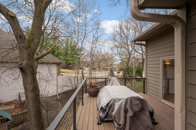 5847 Long Brake Trail, Edina, MN 55439