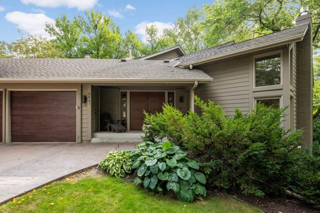 5847 Long Brake Trail, Edina, MN 55439