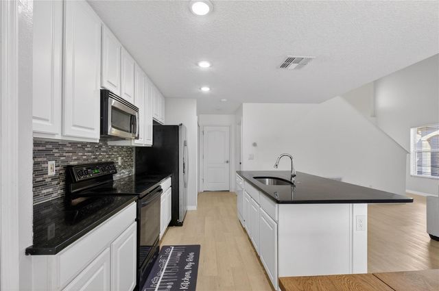 2006 STONE ABBEY BOULEVARD, Orlando, FL 32828