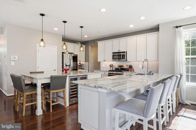 8203 COTTONWOOD CT, Severn, MD 21144