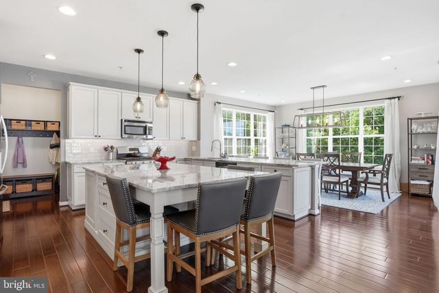 8203 COTTONWOOD CT, Severn, MD 21144