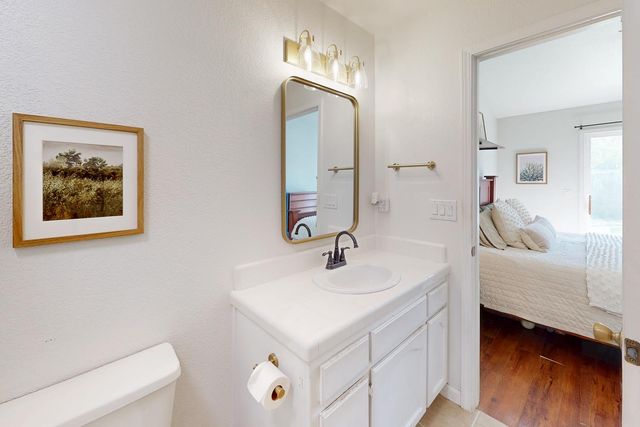 1098 Gilliland Dr, Yuba City, CA 95991