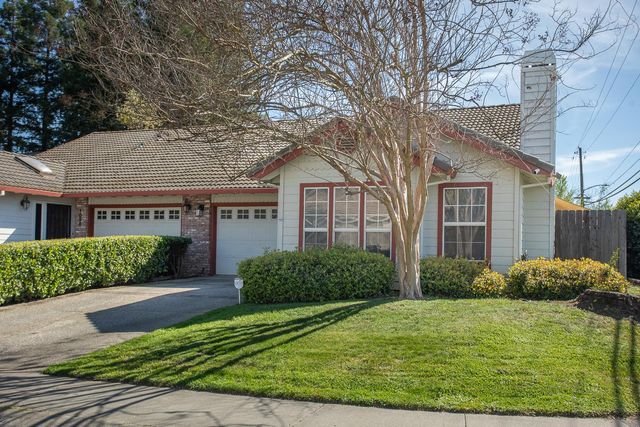 1098 Gilliland Dr, Yuba City, CA 95991