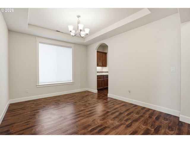 5805 Ne 121ST Way, Vancouver, WA 98686