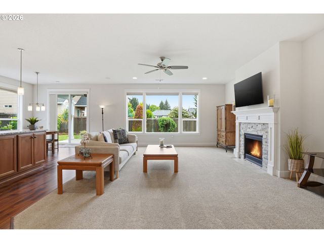 5805 Ne 121ST Way, Vancouver, WA 98686