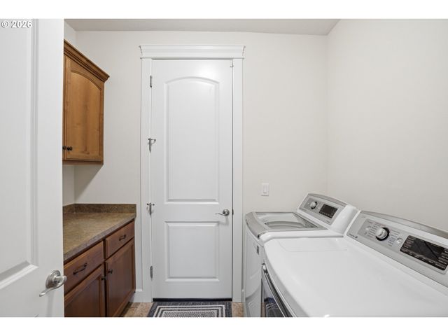 5805 Ne 121ST Way, Vancouver, WA 98686
