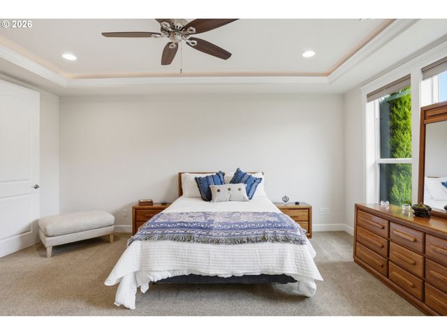 5805 Ne 121ST Way, Vancouver, WA 98686