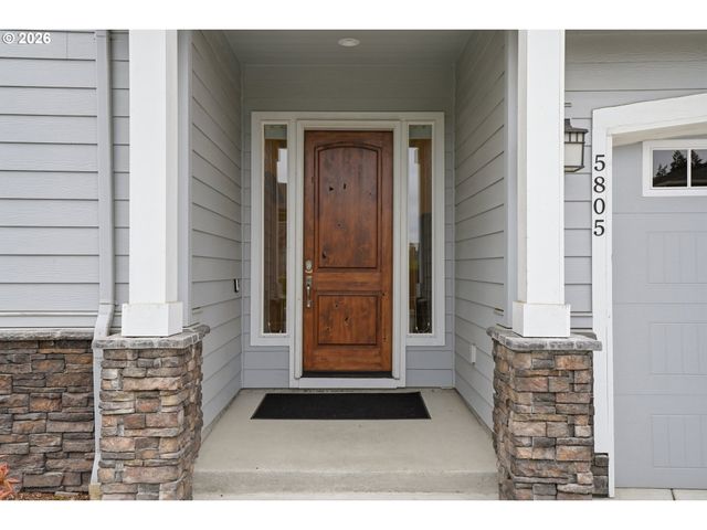5805 Ne 121ST Way, Vancouver, WA 98686