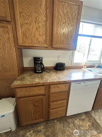 1431 W Sunset Drive, Moses Lake, WA 98837