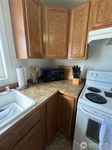 1431 W Sunset Drive, Moses Lake, WA 98837