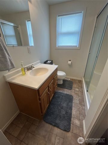 1431 W Sunset Drive, Moses Lake, WA 98837