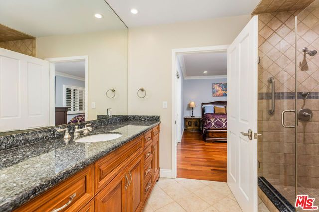 1626 S Canfield Avenue, Los Angeles, CA 90035
