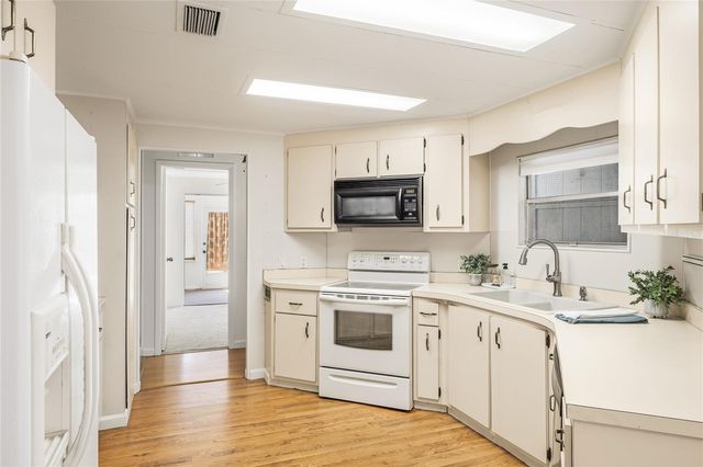 541 CLUB COURT, Lake Mary, FL 32746