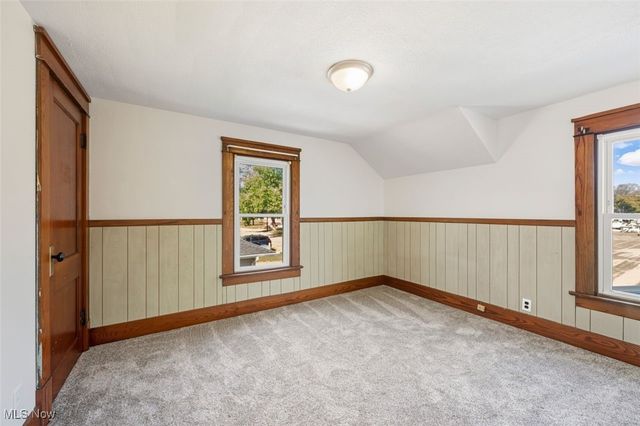 236 N Plum Street, Gnadenhutten, OH 44629