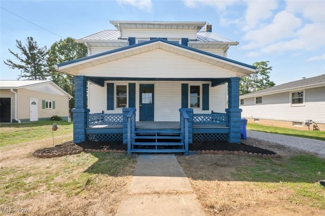 236 N Plum Street, Gnadenhutten, OH 44629