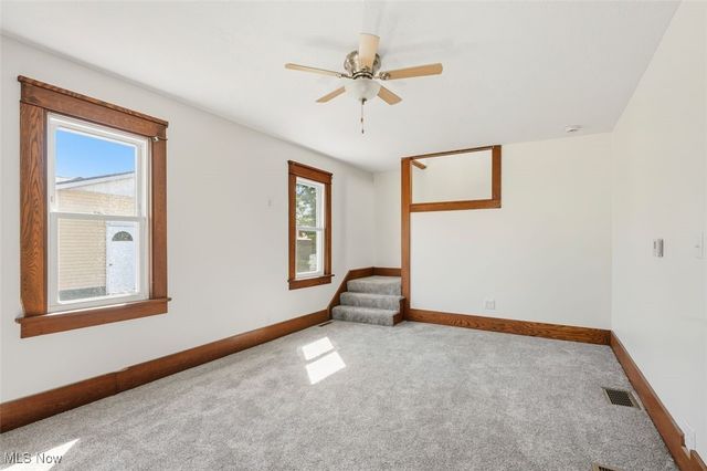 236 N Plum Street, Gnadenhutten, OH 44629