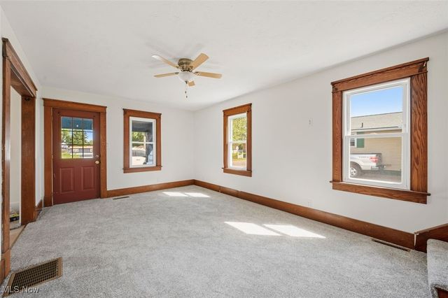 236 N Plum Street, Gnadenhutten, OH 44629