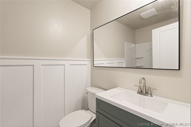1612 National Avenue, Jeffersonville, IN 47130