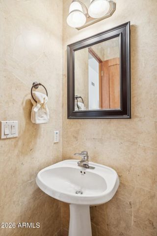 9780 E GAMBLE Lane, Scottsdale, AZ 85262