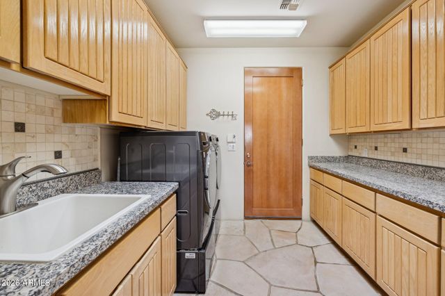 9780 E GAMBLE Lane, Scottsdale, AZ 85262