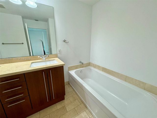 79 SW 12th Street 3509S, Miami, FL 33130