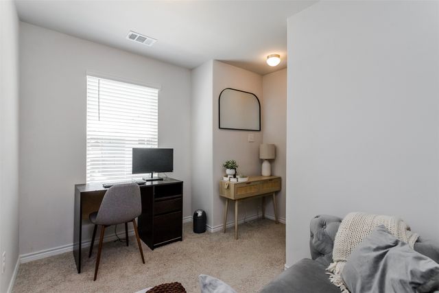 5513 Topwater Trail, Fort Worth, TX 76119