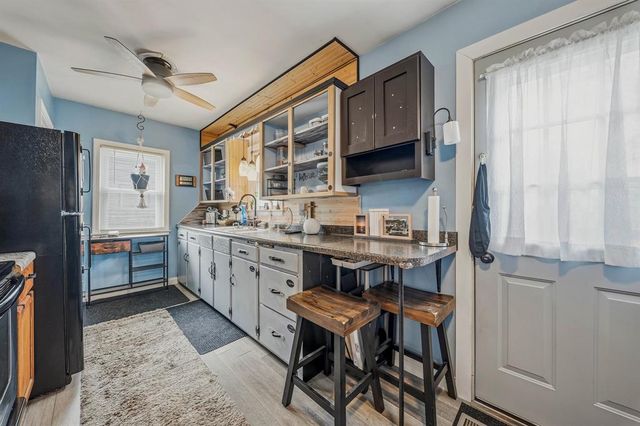 1525 Lee Street, Eau Claire, WI 54701