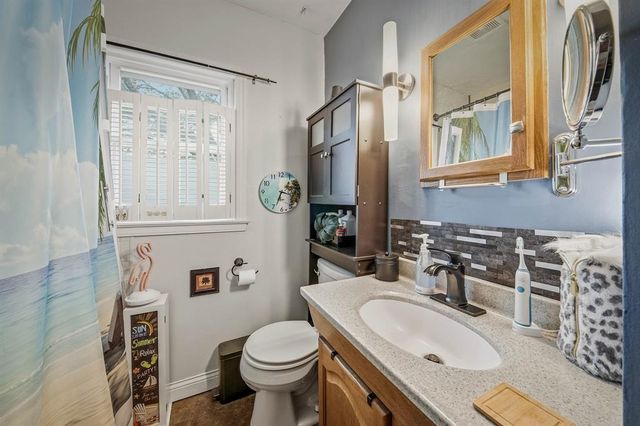 1525 Lee Street, Eau Claire, WI 54701