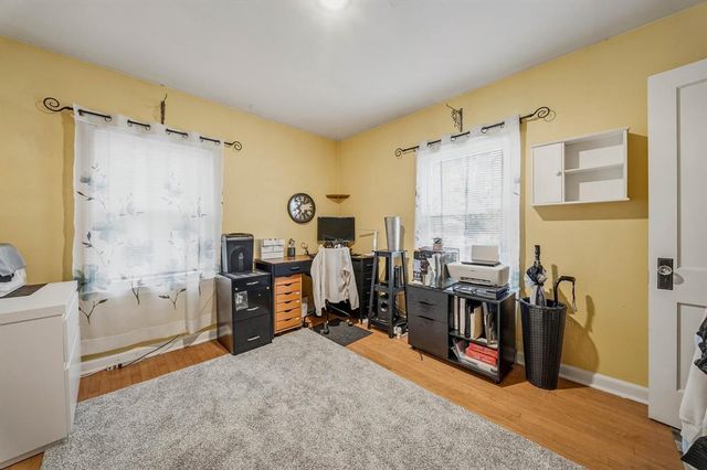 1525 Lee Street, Eau Claire, WI 54701
