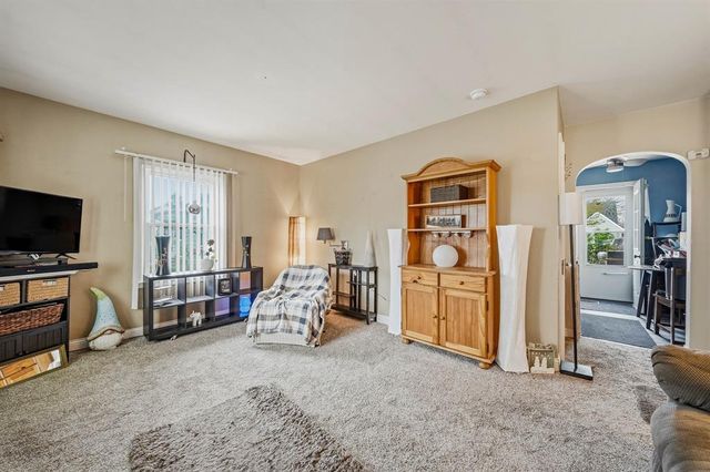 1525 Lee Street, Eau Claire, WI 54701