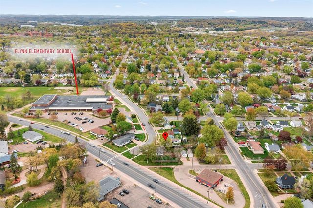 1525 Lee Street, Eau Claire, WI 54701