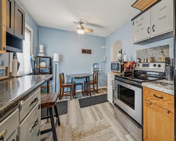 1525 Lee Street, Eau Claire, WI 54701