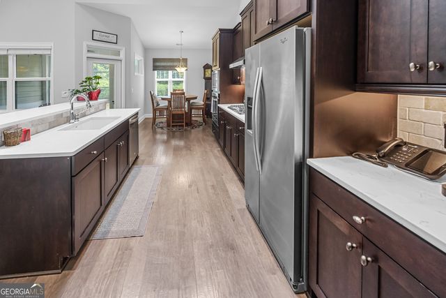 105 Olde Hickory Court, Woodstock, GA 30188