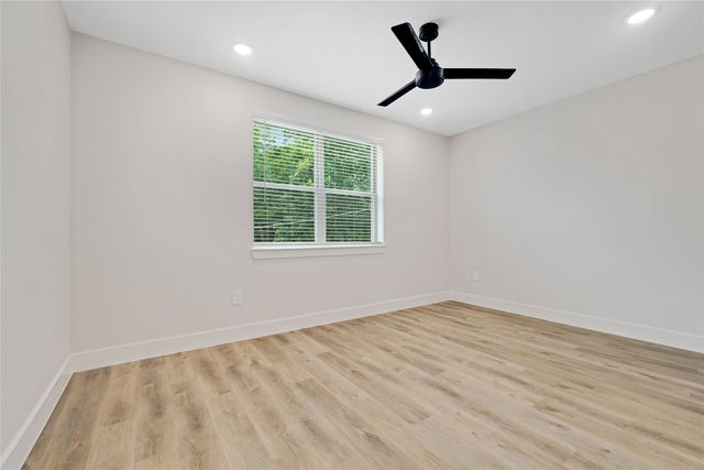 408 Foch Street 203, Fort Worth, TX 76107