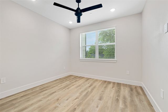 408 Foch Street 203, Fort Worth, TX 76107