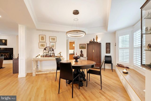 2807 1ST RD N, Arlington, VA 22201