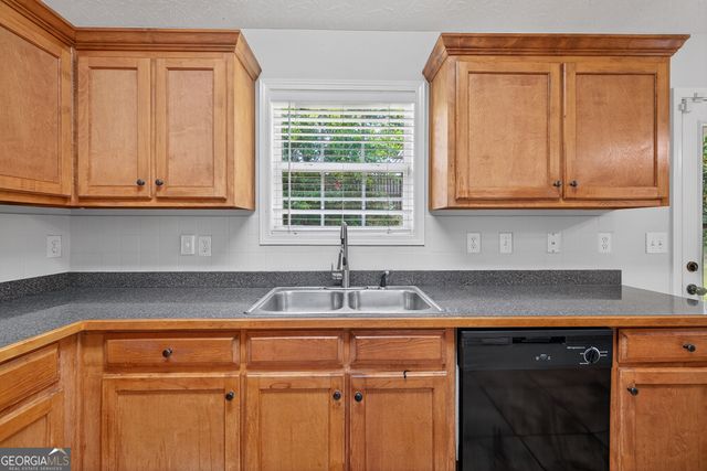 1758 Miller Springs Drive, Bethlehem, GA 30620