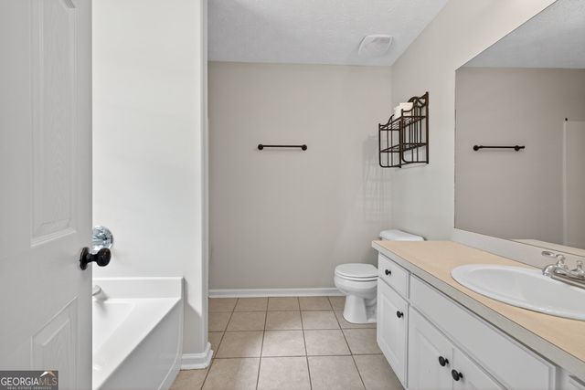 1758 Miller Springs Drive, Bethlehem, GA 30620