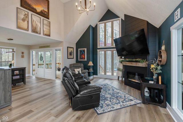 7811 Bean Blossom Road, Trafalgar, IN 46181