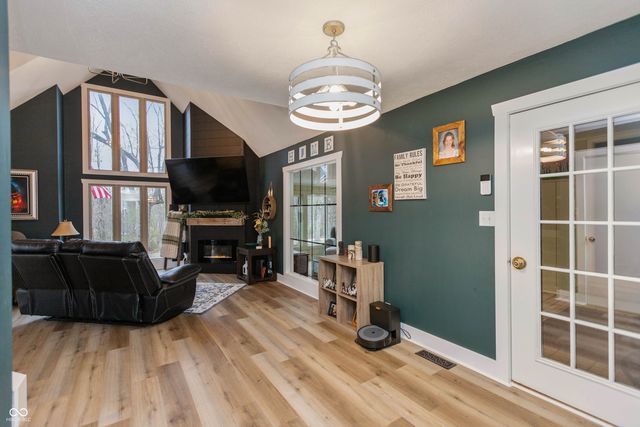 7811 Bean Blossom Road, Trafalgar, IN 46181