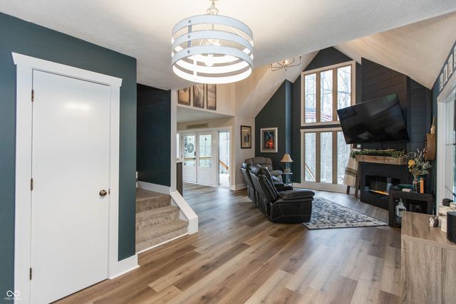 7811 Bean Blossom Road, Trafalgar, IN 46181