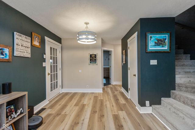 7811 Bean Blossom Road, Trafalgar, IN 46181