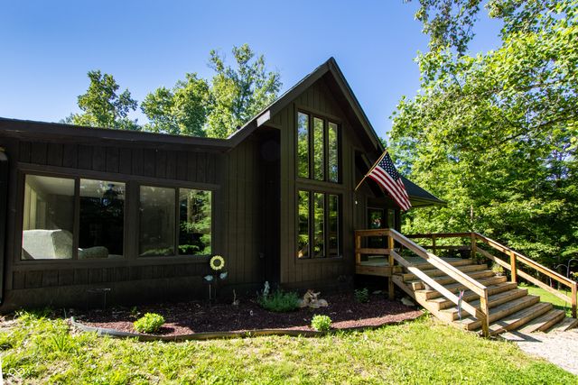 7811 Bean Blossom Road, Trafalgar, IN 46181