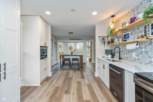 7811 Bean Blossom Road, Trafalgar, IN 46181