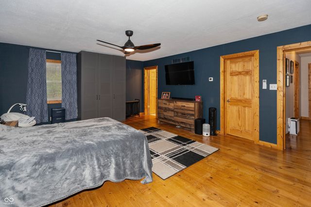 7811 Bean Blossom Road, Trafalgar, IN 46181