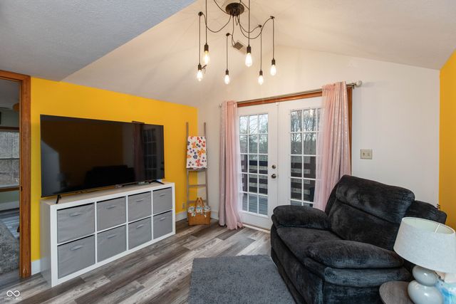 7811 Bean Blossom Road, Trafalgar, IN 46181