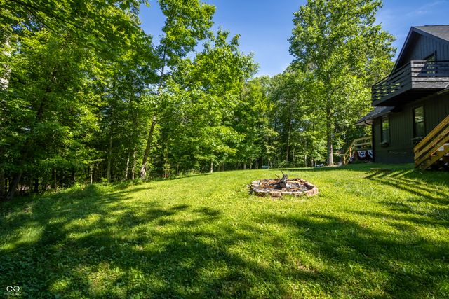 7811 Bean Blossom Road, Trafalgar, IN 46181