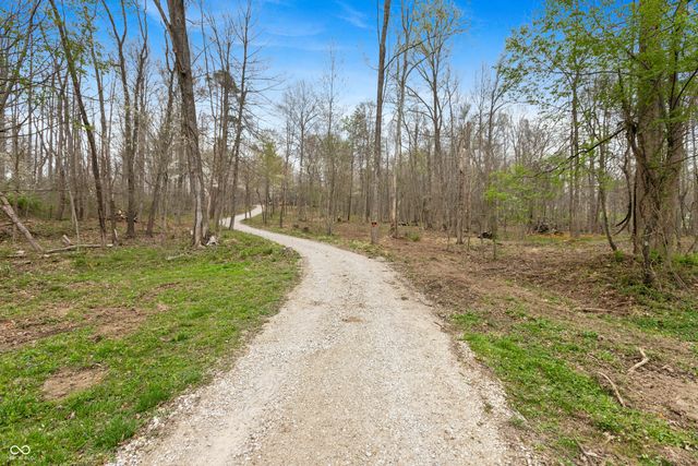 7811 Bean Blossom Road, Trafalgar, IN 46181