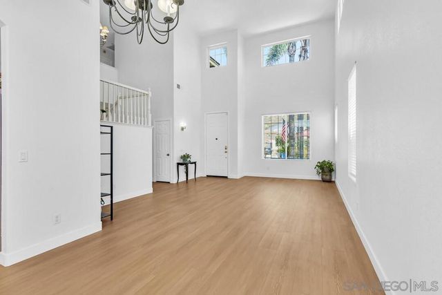 10836 Stoney Creek Ct., Santee, CA 92071
